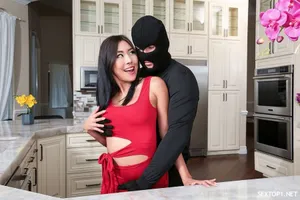 Sugar baby đời đầu gọi tên em Momo Sakura