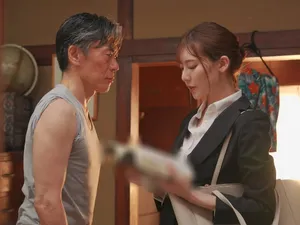 Bạn tình quan hệ kiểu chó, tất đen siêu mỏng